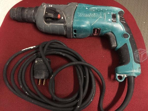 Taladro Rotomartillo Makita Mod. HR2460 780W