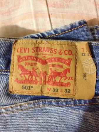 Pantalón Levis 501 t.33