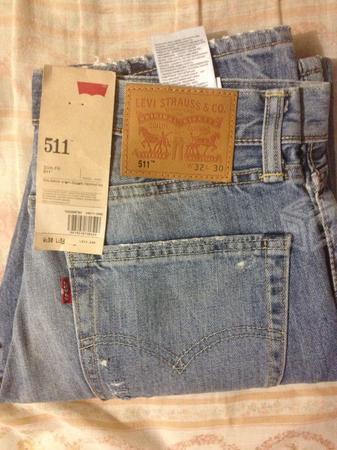 Pantalón Levis 511 t.32