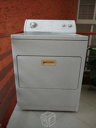 Secadora de ropa marca Whirlpool