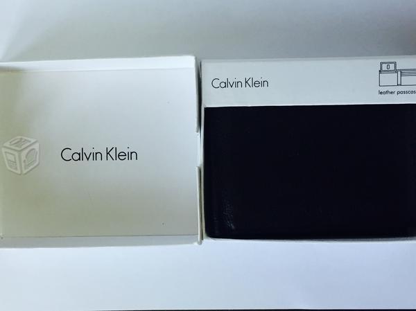 Hermosa cartera Calvin Klein Original