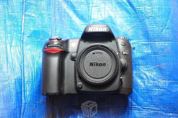 Camara nikon D80