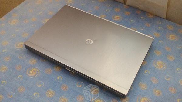 Laptop hp 8460p video 1gb 500gb 4gb ram core i5
