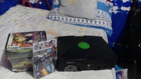 Xbox negra en perfecto estado