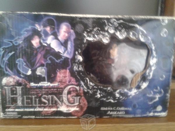 Figura coleccionable de hellsing a tratar ofrezcan