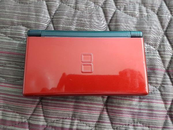 Nintendo ds rojo a2