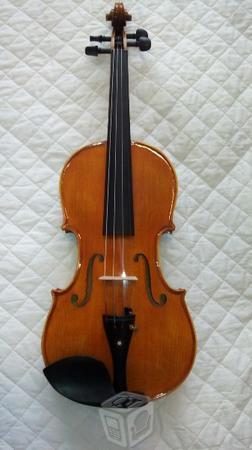 Violín modelo Stradivarius, 4/4, nuevo