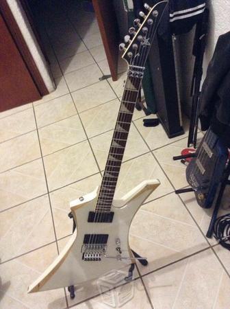 Guitarra Kelly SVK