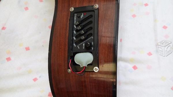 Gitarra electroacustica fender made in korea