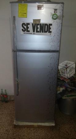 Bonito refrigerador