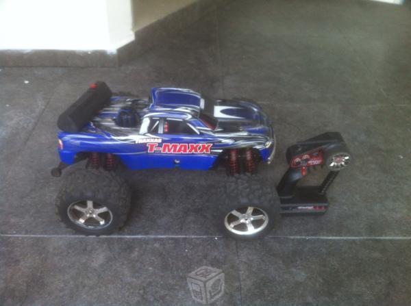 Traxxax t-maxx