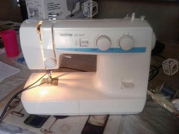 Maquina de coser brother