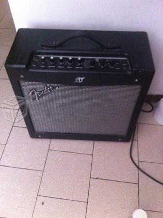 Amplificador Mustang V2 (para guitarra)