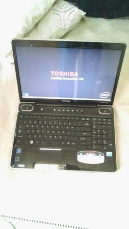 Poderosa Laptop Toshiba Intel