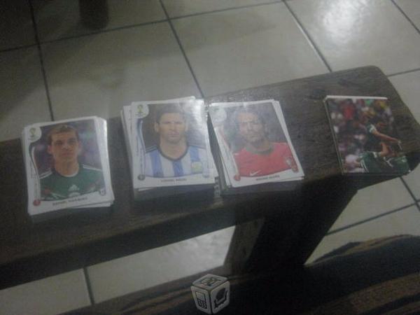 Lote de estampas panini brasil 2014