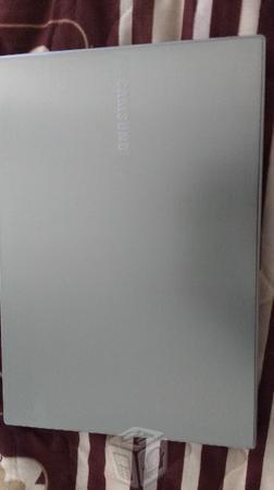 Laptop Samsung 14