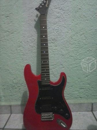 Guitarra electrica Menfhis sin cuerdas