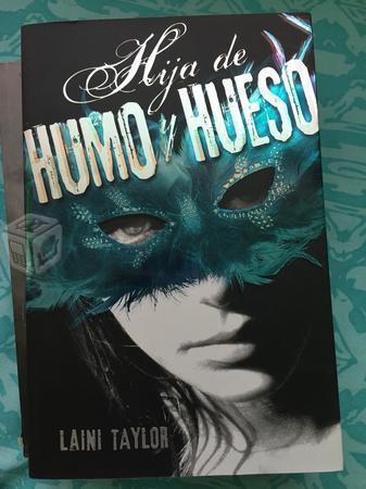 Libro HIJA DEL HUMO Y HUESO