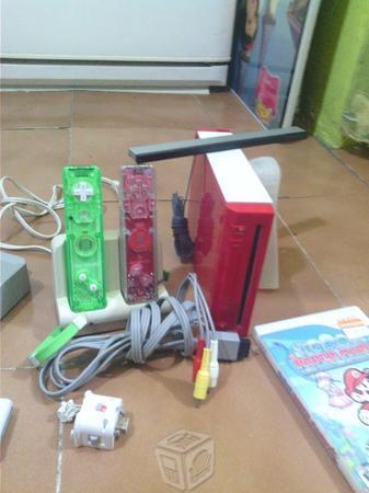 Wii rojo dos controles