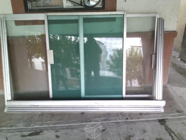 Ventana de aluminio