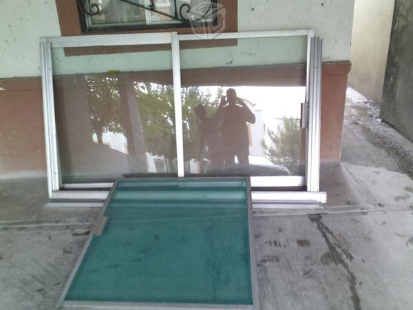 Ventana de aluminio