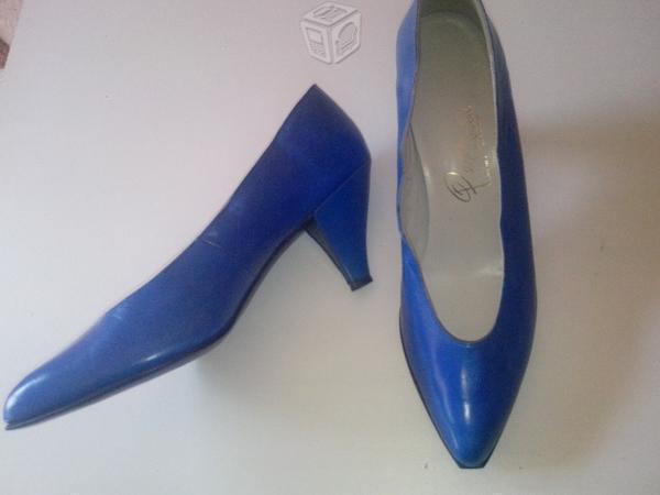 Lindas zapatillas azules nuevas 5