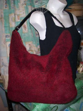 Hermosa Bolsa Plush Tipo Hobo