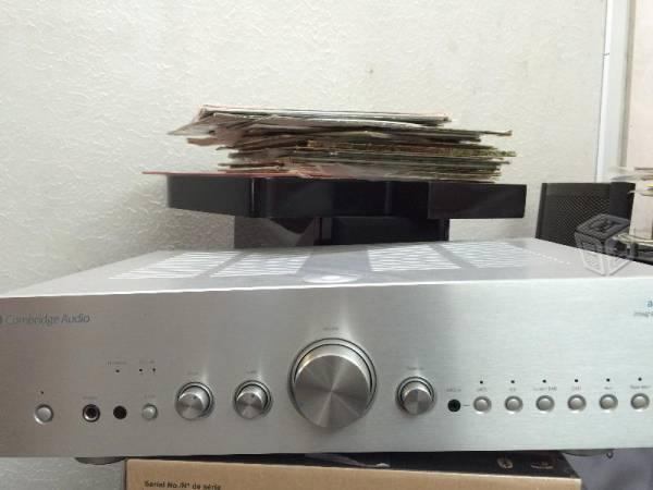 Amplificador Cambridge Azur 650a