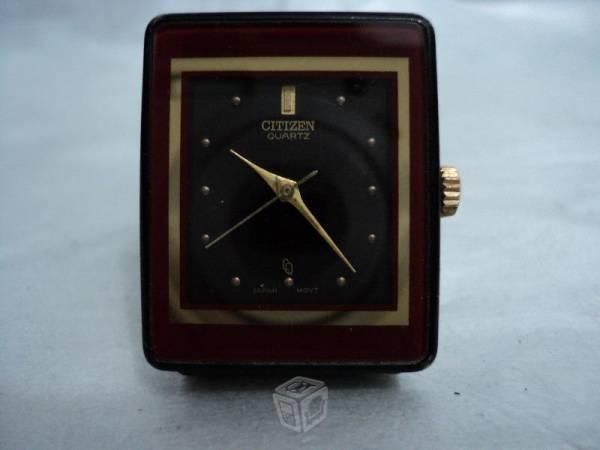 Reloj citizen quartz cuadrado caratula negra