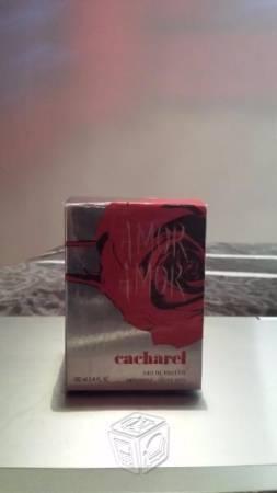 Perfume cacharel para dama amor amor