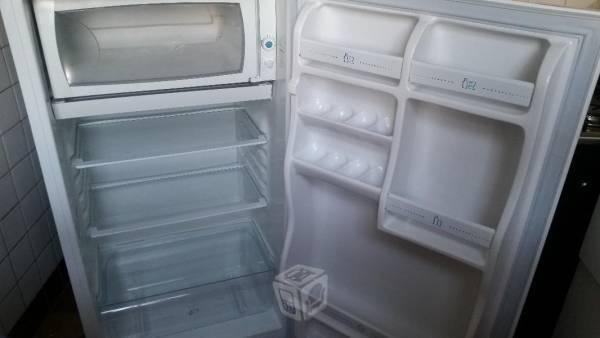 Refrigerador Mabo como nuevo