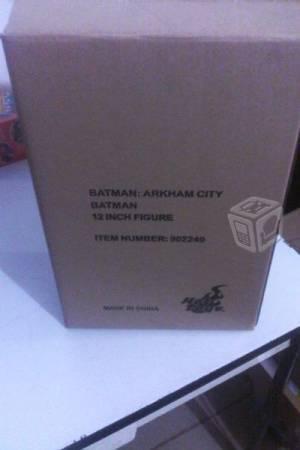 Batman Arkham City Hot Toys 1:6