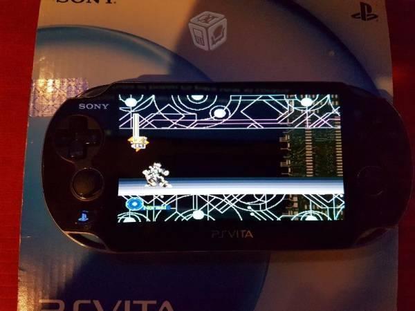 PS VITA con accesorios originales