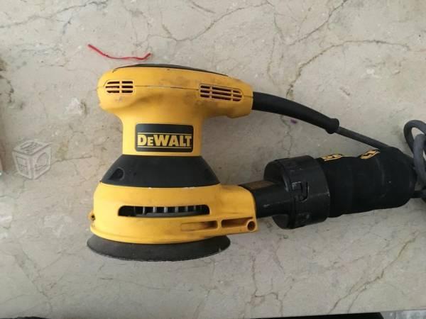 Lijadora Órbital DEWALT