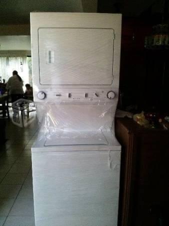 Secadora y lavadora frigidaire