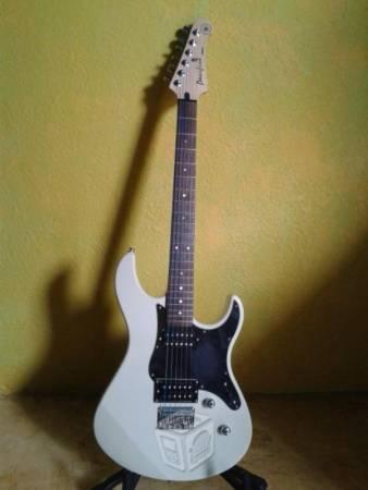 Guitarra Eléctrica Yamaha Pacifica