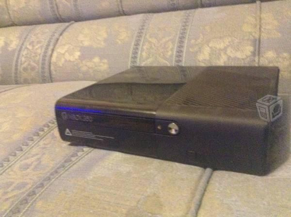 Xbox 360 slim e 4g