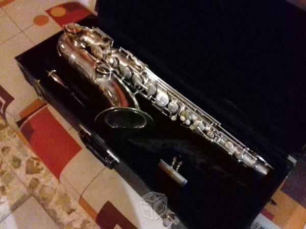 Saxofon tenor vintage FRANK HOLTON Chicago en Bb