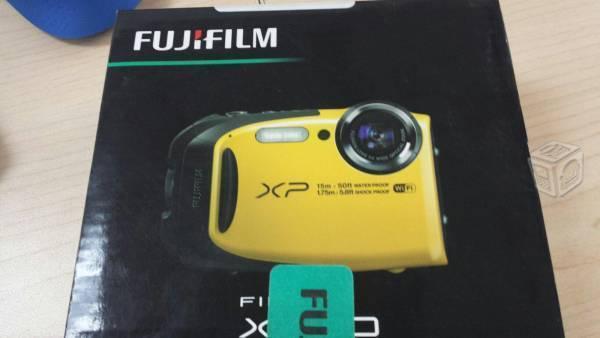 Camara Fujifilm finepix XP80