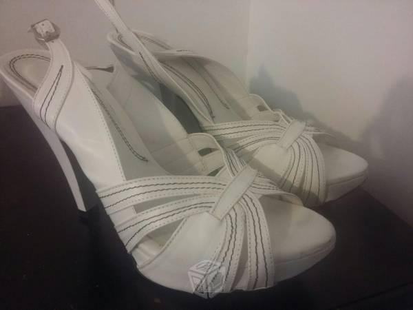 Vendo tacones blancos, #5, como nuevos