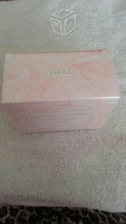 Perfume de jafra gardenia blossom