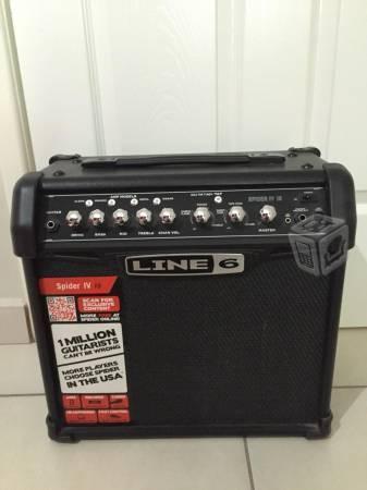 AMPLIFICADOR LINE 6 SPIDER IV 15w