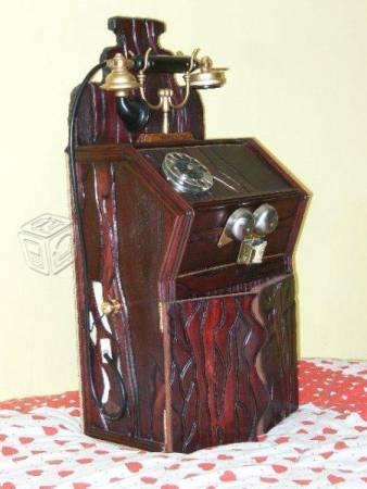 Precioso Telefono Antiguo de Gabinete