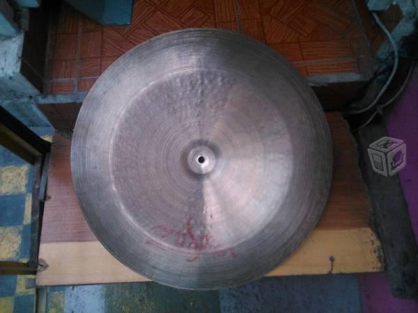 Platillo China 22 Oriental Zildjian Chine