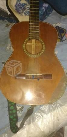 Guitarra acustica