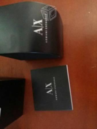 Reloj seminuevo Armani Exchange se va hoy