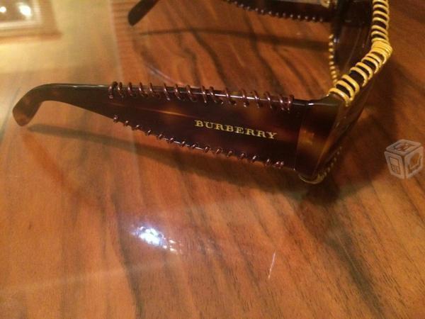 Hermosisimos Lentes de sol Burberry