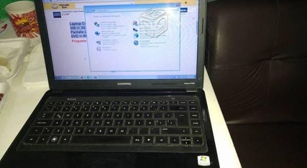 Laptop compaq 2gb ram 250 d