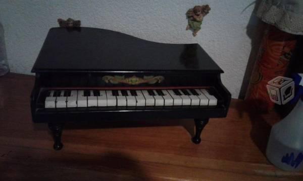 Mini Piano de Cola de Colección