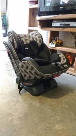 Silla porta bebe para auto